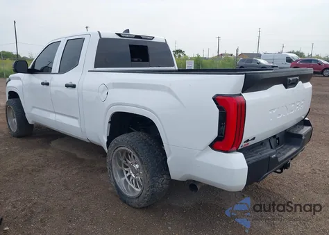 2025 Toyota Tundra Sr 4Wd из США, поврежденный, VIN 5TFKB5DA4SX280387